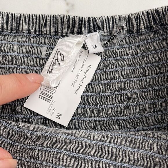 Elan International Ruched Tiered Skirt Grey Wash (NWT) - Picture 4 of 4